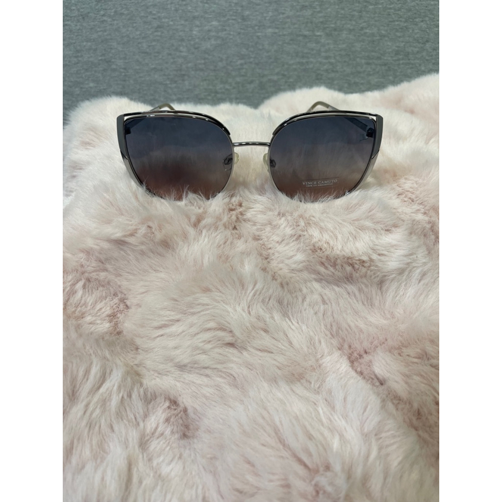 Women's Vince Camuto Sunglasses One Size Silver/Gray NWT